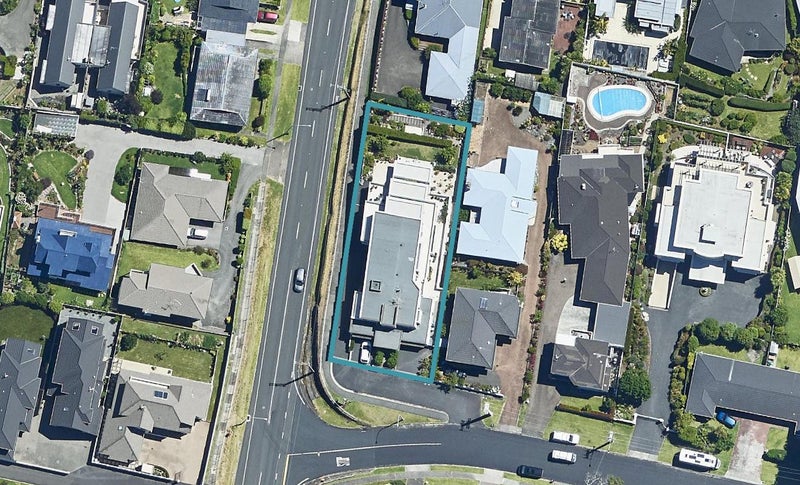 2A Hinewa Road, Otumoetai, Tauranga - Carousel 1