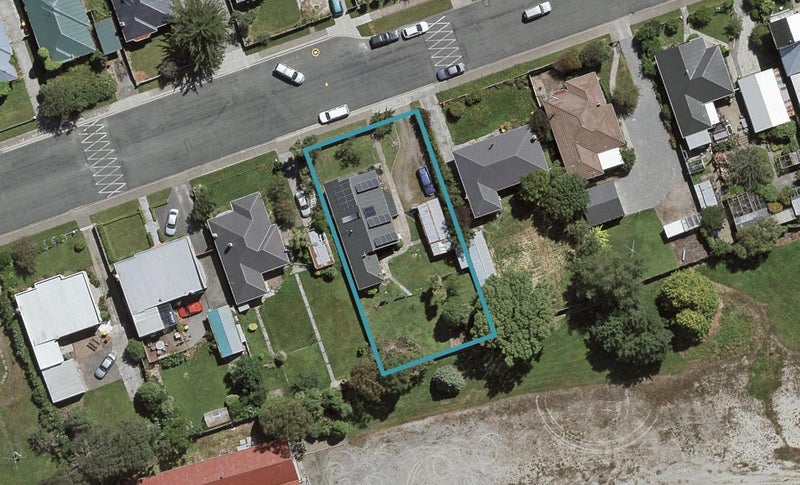 23 Islington Street, Turnbull Thomson Park, Invercargill - Carousel 1
