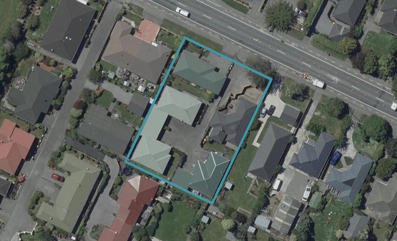 2/14 Centaurus Road, Cashmere, Christchurch - Carousel 1