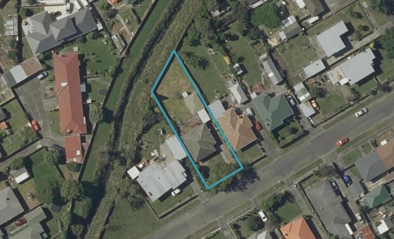 8 Hobson Place, Takaro, Palmerston North - Carousel 1