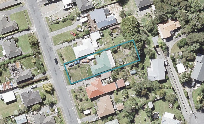 30 Bull Avenue, Wainuiomata, Lower Hutt - Carousel 1