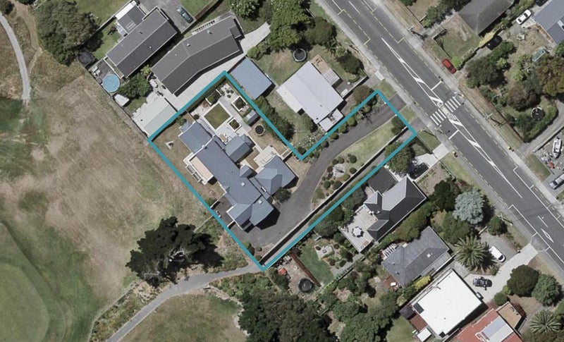 76 Martin Road, Paraparaumu Beach, Paraparaumu - Carousel 1