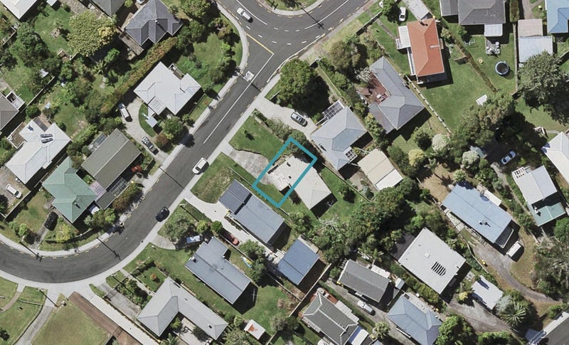14B Trinidad Road, Sunnynook, Auckland - Carousel 1