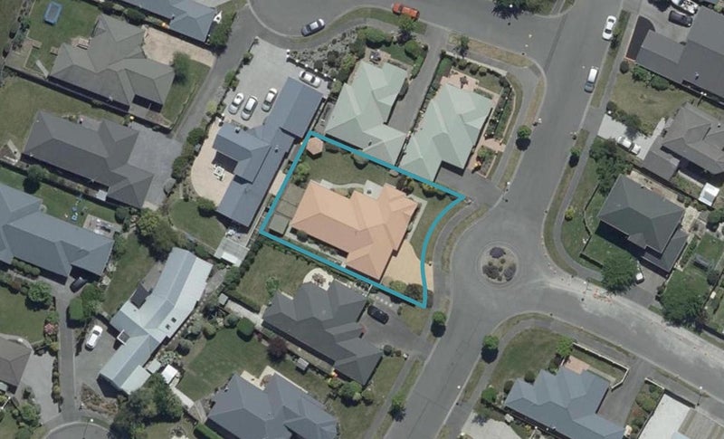 14 Becmead Drive, Harewood, Christchurch - Carousel 1