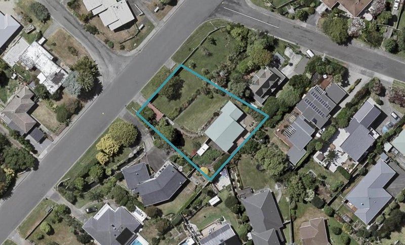 68 Ocean Road, Paraparaumu Beach, Paraparaumu - Carousel 1