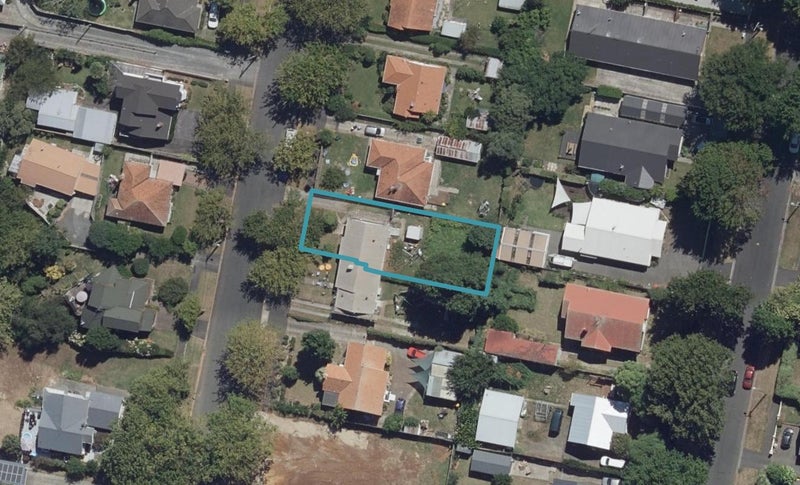 14 Marire Avenue, Frankton, Hamilton - Carousel 1