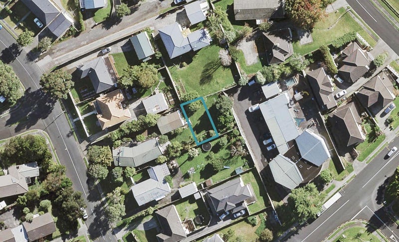78E Commodore Drive, Lynfield, Auckland - Carousel 1