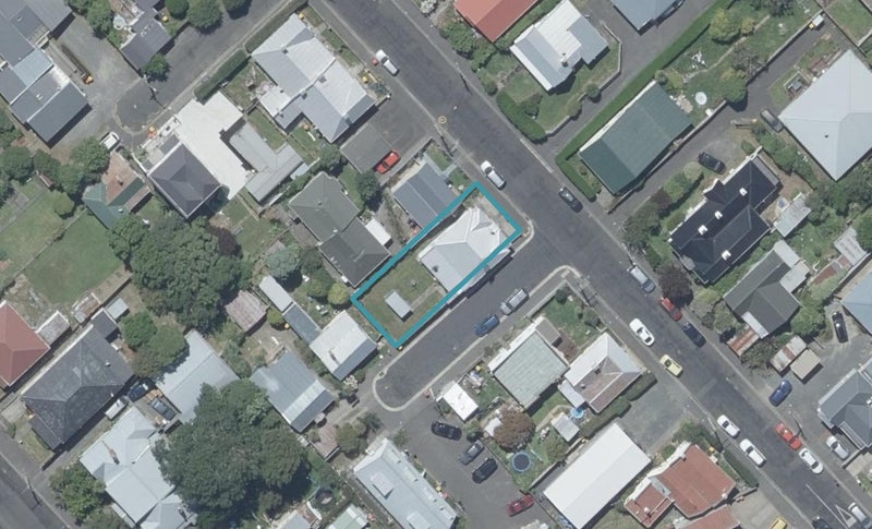 17 Selwyn Street, North East Valley, Dunedin - Carousel 1