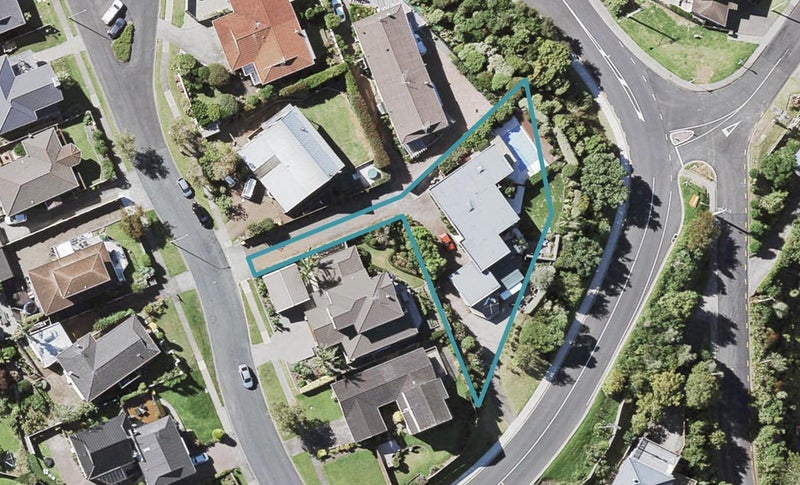 5 Pounamu Place, Shelly Park, Auckland - Carousel 1