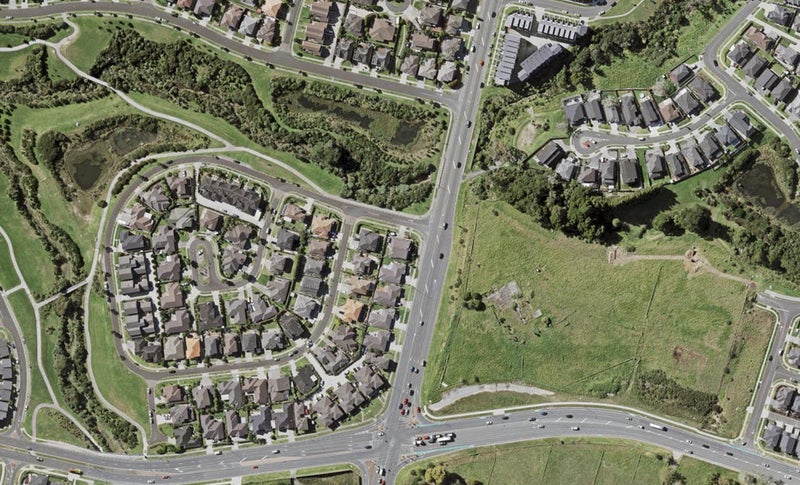 2 Salford Crescent, Flat Bush, Auckland - Carousel 1