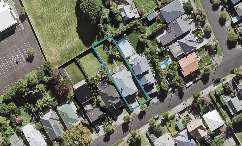 5 Sefton Avenue, Grey Lynn, Auckland - Carousel 1