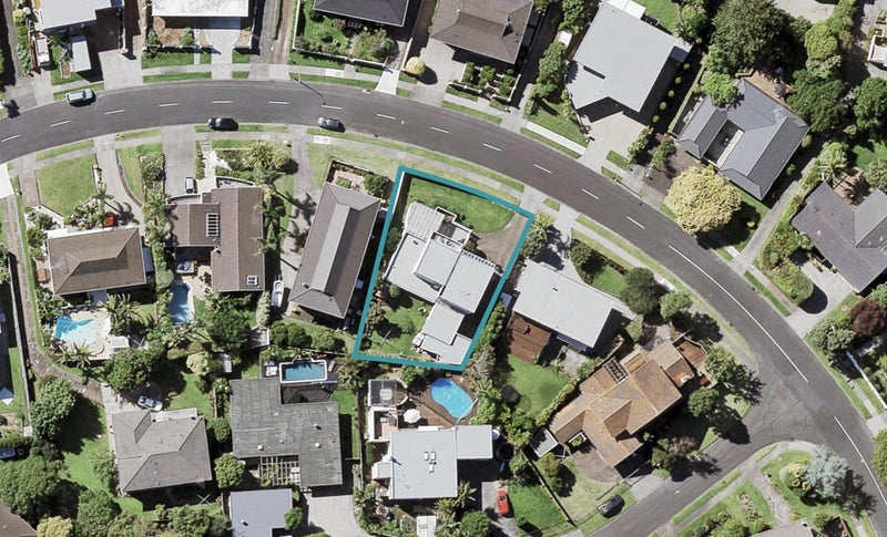 75 Bramley Drive, Farm Cove, Auckland - Carousel 1
