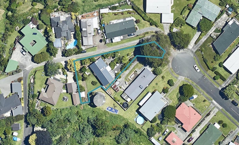 68 The Drive, Brookfield, Tauranga - Carousel 1