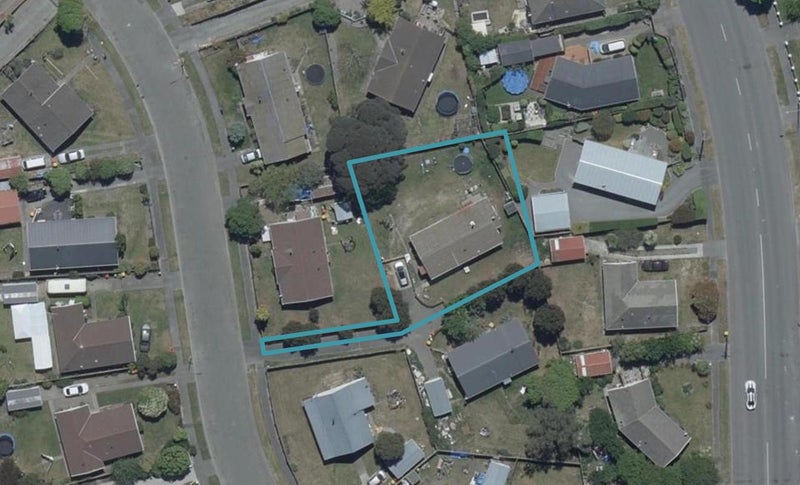 31A Medina Crescent, Parklands, Christchurch - Carousel 1