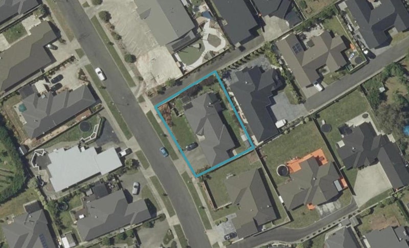 6 Galea Grove, Kelvin Grove, Palmerston North - Carousel 1