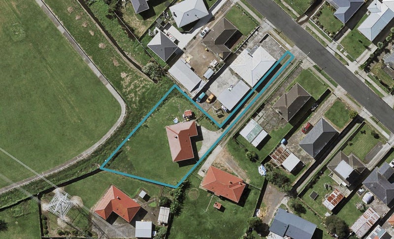 32 Fisher Crescent, Otara, Auckland - Carousel 1