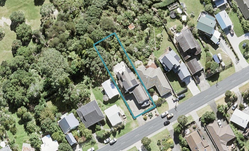 1442 Whangaparaoa Road, Army Bay, Whangaparaoa - Carousel 1