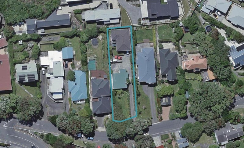11A Benares Street, Khandallah, Wellington - Carousel 1
