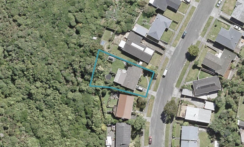 63 Waipounamu Drive, Kelson, Lower Hutt - Carousel 1