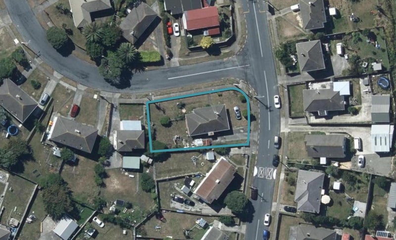 97 Dimock Street, Titahi Bay, Porirua - Carousel 1