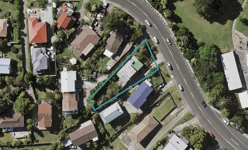 83 Target Road, Totara Vale, Auckland - Carousel 1