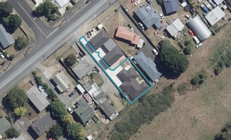 1/94 Peacockes Road, Fitzroy, Hamilton - Carousel 1