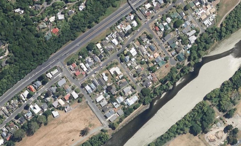 2 Edwin Street, Belmont, Lower Hutt - Carousel 1