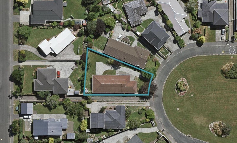 14 Cruickshank Crescent, Rosedale, Invercargill - Carousel 1