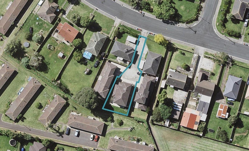 12 Matapan Road, Panmure, Auckland - Carousel 1