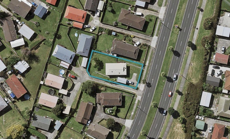 118 Te Irirangi Drive, Clover Park, Auckland - Carousel 1