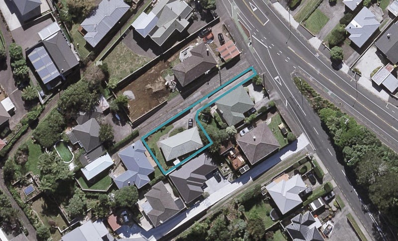 2A Awanui Street, Merrilands, New Plymouth - Carousel 1