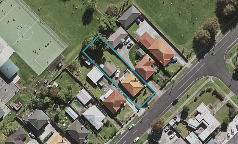 35 Milton Road, Papatoetoe, Auckland - Carousel 1
