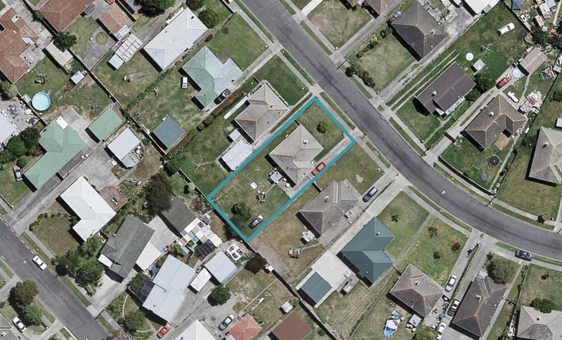 12 Charles Corner Crescent, Maraenui, Napier - Carousel 1