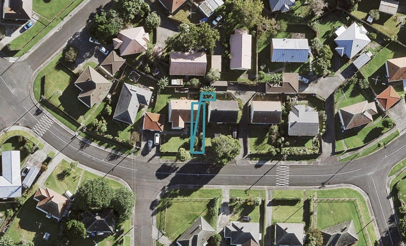 21B Freeland Avenue, Mount Roskill, Auckland - Carousel 1