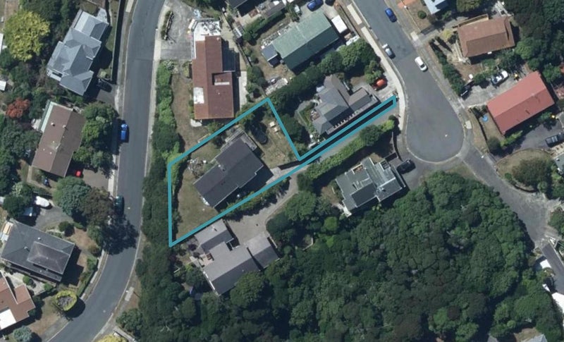 38 Kinloch Place, Papakowhai, Porirua - Carousel 1