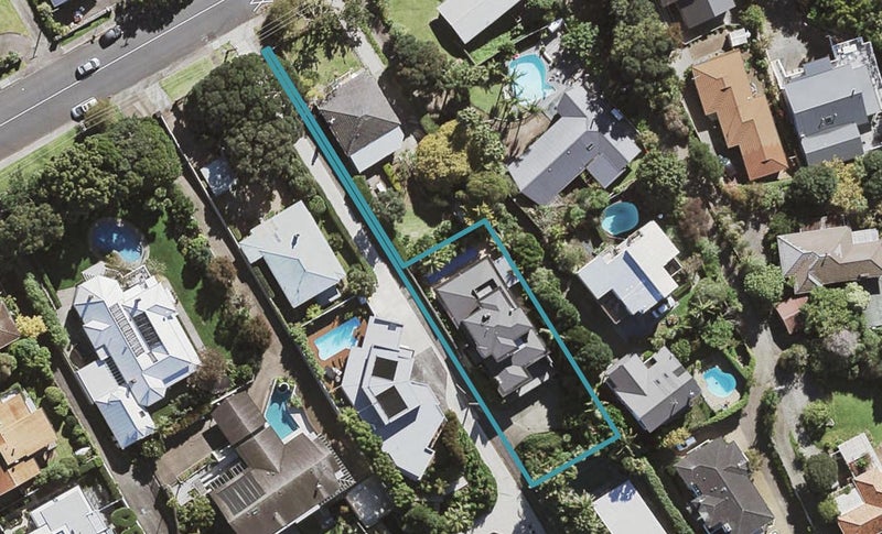 43 Maritime Terrace, Birkenhead, Auckland - Carousel 1