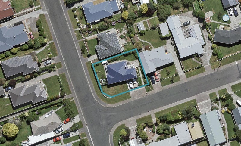 2 Fairview Avenue, Hawthorndale, Invercargill - Carousel 1