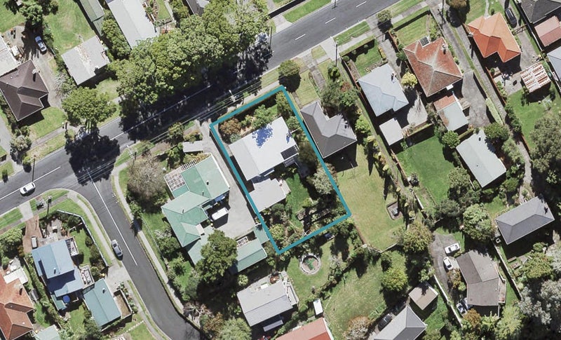 160 Seabrook Avenue, New Lynn, Auckland - Carousel 1