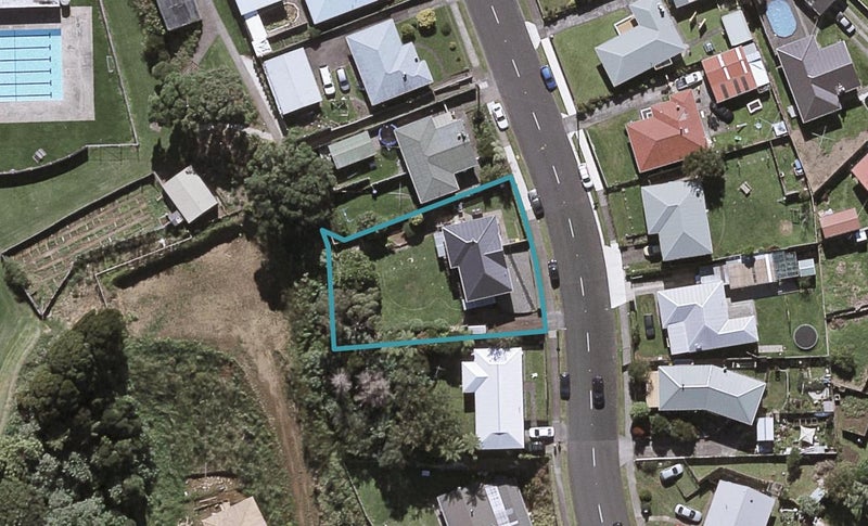 32 Belair Avenue, Blagdon, New Plymouth - Carousel 1