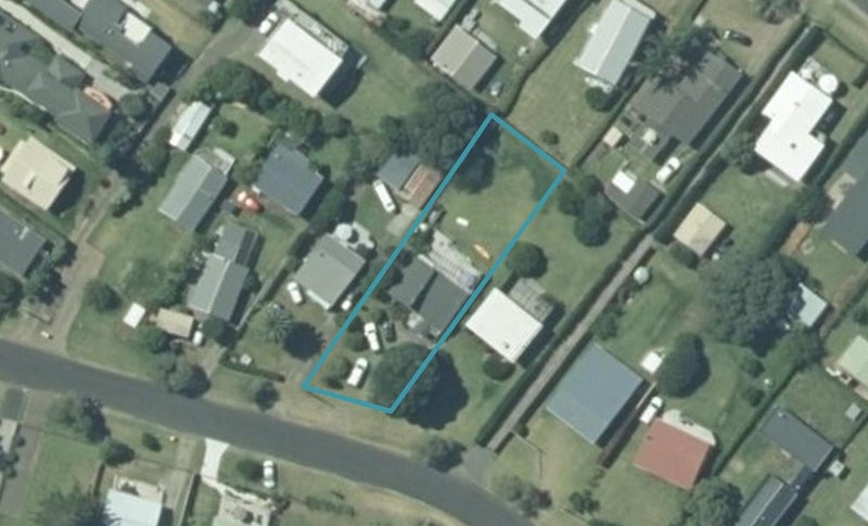 11 Dawn Avenue, Hahei, Whitianga - Carousel 1