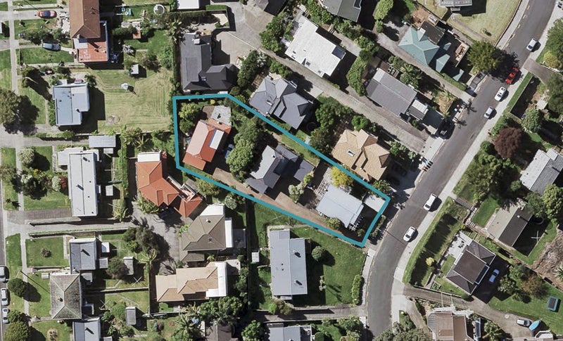 54 Kurahaupo Street, Orakei, Auckland - Carousel 1