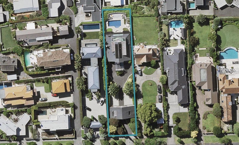 16 Ronaki Road, Mission Bay, Auckland - Carousel 1
