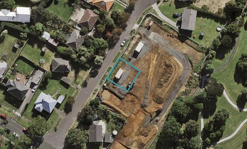 3 Tuata Street, One Tree Hill, Auckland - Carousel 1