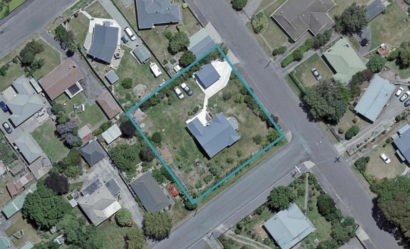 68 Strasbourge Street, Martinborough - Carousel 1