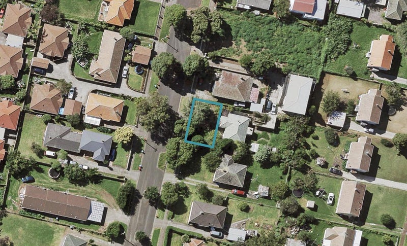 40A Waddell Avenue, Point England, Auckland - Carousel 1