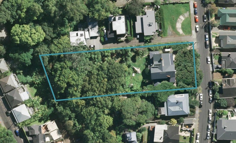 42 St Georges Bay Road, Parnell, Auckland - Carousel 1