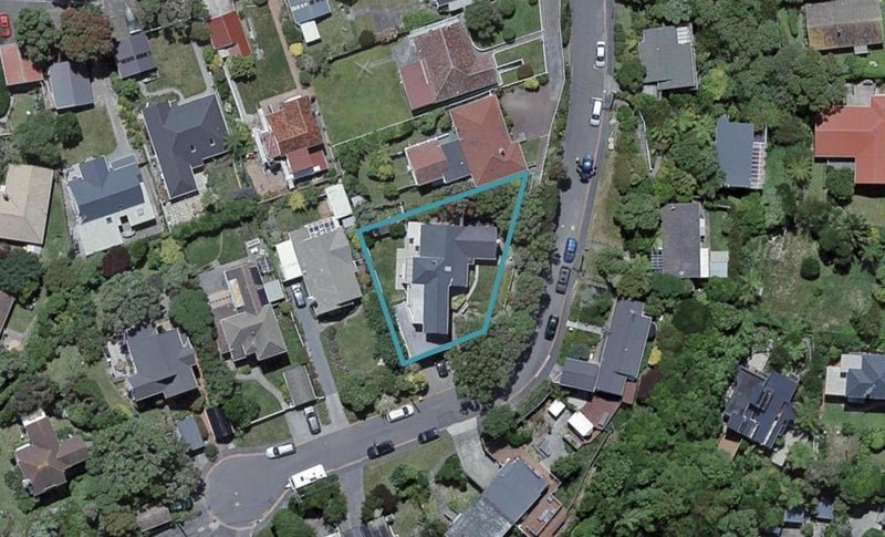 8 Ravi Street, Khandallah, Wellington - Carousel 1