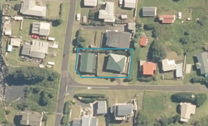 9 Point Road, Mōkau - Carousel 1
