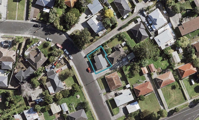 42A McDougall Street, Manurewa East, Auckland - Carousel 1