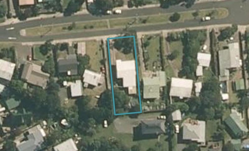 31 Hammond Avenue, Hatfields Beach, Orewa - Carousel 1